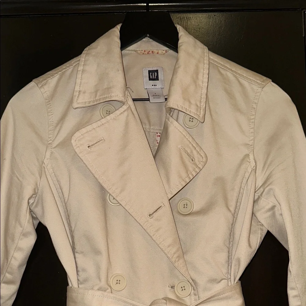GAP Vintage Cream Tailored Trench Coat with Belted Waist - Picture 4 of 6